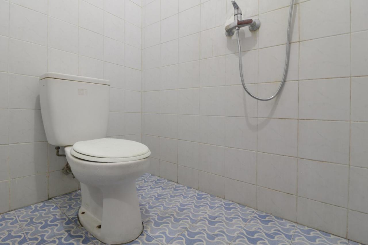 Spot On 2426 Hotel Aget Jaya II Денпасар Екстериор снимка